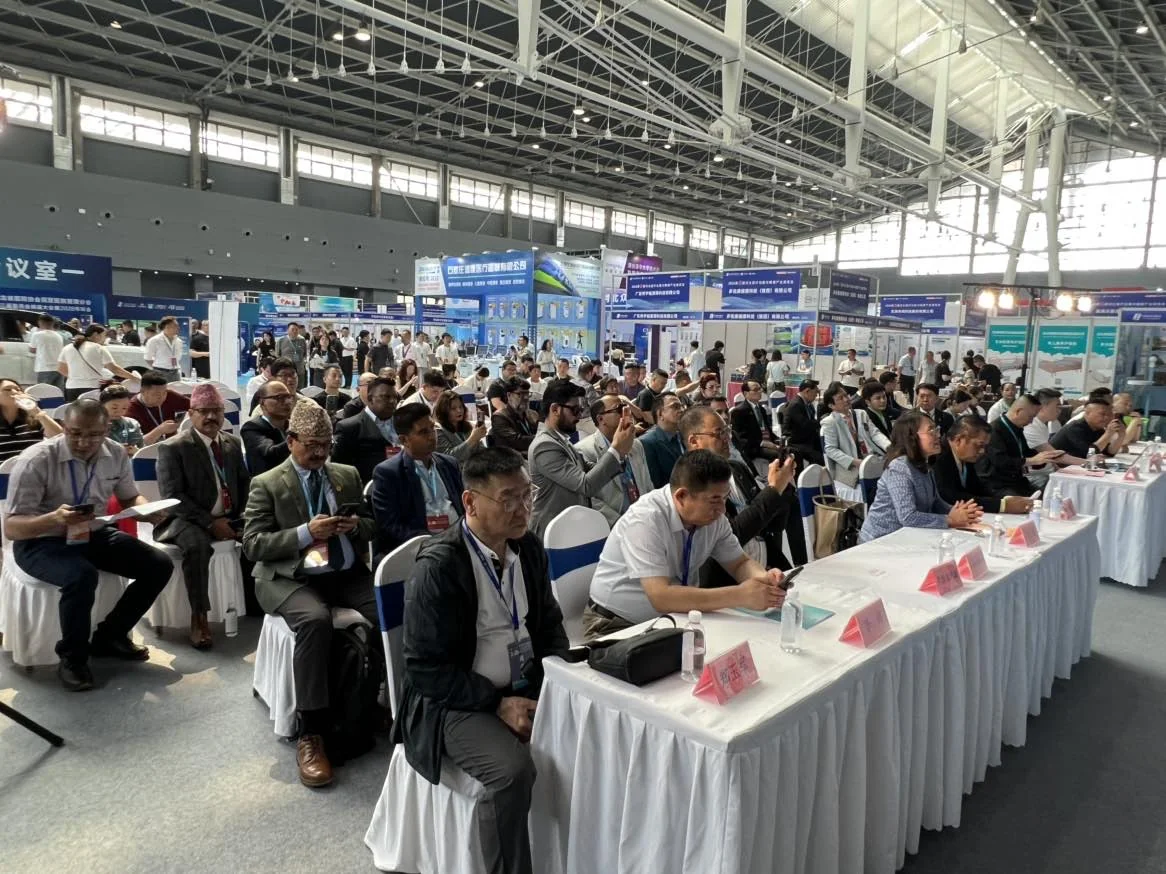 河北医疗展往届同期会议现场